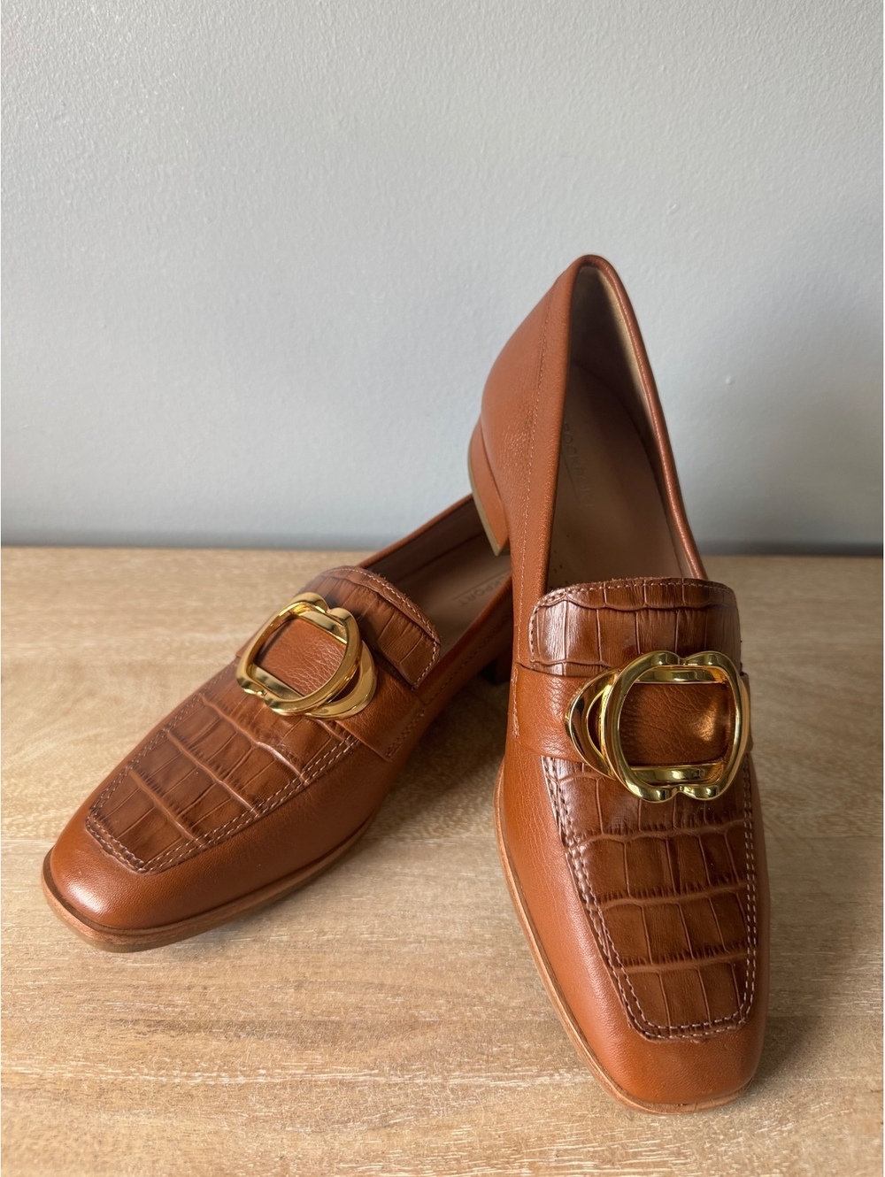 Rockport Brown Leather Gold Buckle Croc Trim Square Toe Loafers Women Size 6.5